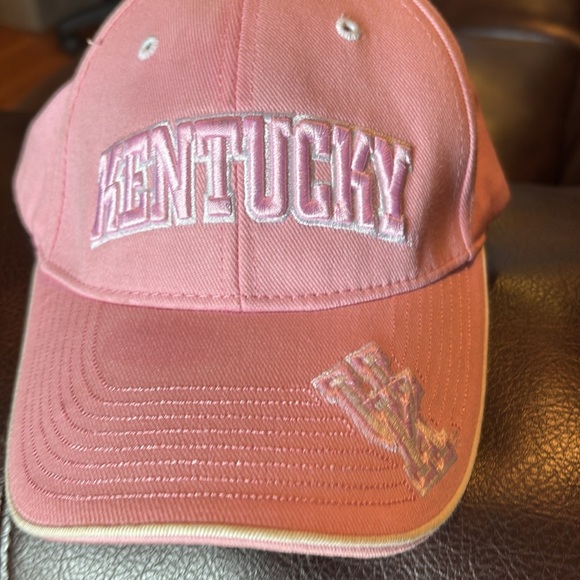 Pink Kentucky Cap - Picture 2 of 5